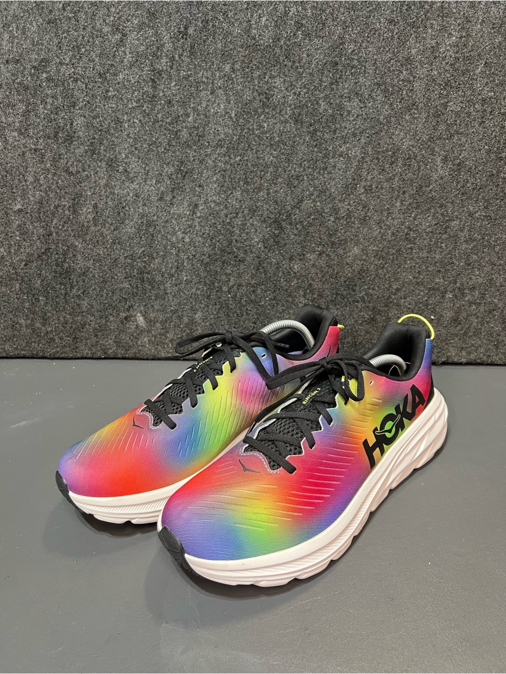 HOKA Men's Rincon 3 Running Shoes Size 11.5 - Picture 10 of 14
